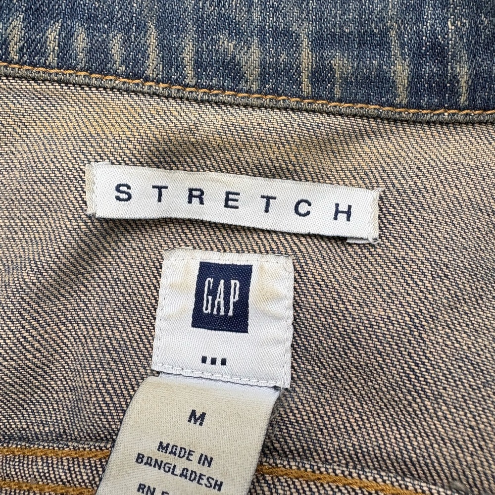 VINTAGE GAP Classic Blue Jean Jacket - Picture 5 of 5